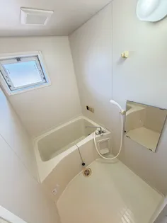 フローラルビレッジ Ⅵ番館【2階】の風呂