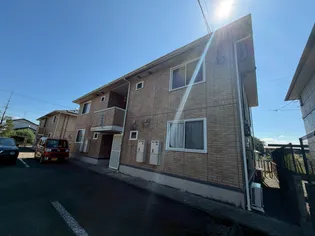 フローラルビレッジ Ⅵ番館【2階】の外観