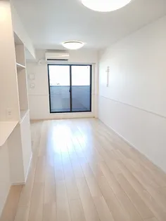 ロータス都城4【2階】の居間