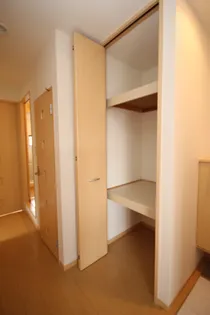 マルクイーン A棟【2階】の内装