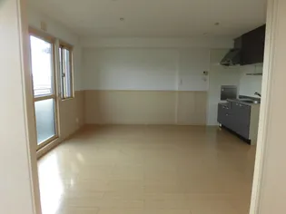 セジュール早水 Ⅰ号館【3階】の居間