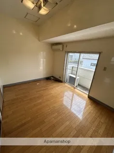 エレガンス小戸【1階】の内装