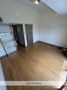 エレガンス小戸【1階】の内装