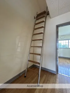 エレガンス小戸【1階】の内装