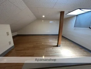 エレガンス小戸【1階】の内装