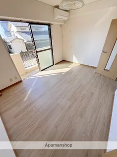 マンション児玉【206号室】の居間