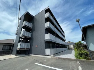 レオパレスホワクラハイツ【402号室】の外観