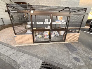 レオパレス清水【302号室】の外観