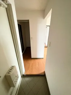 オーシャンヒル【B102号室】の玄関