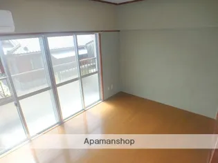 水間ビル【402号室】の居間