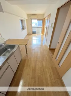 フレスコ和【401号室】の居間