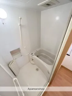 フレスコ和【401号室】の風呂