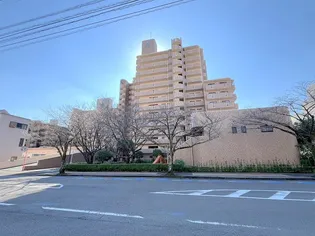 サーパス中央公園【4階】の外観