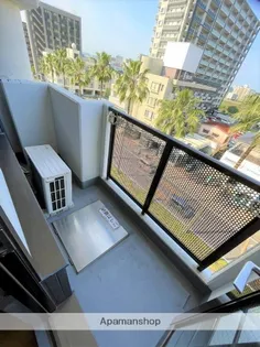 シーラカンスKANDY【6階】の玄関