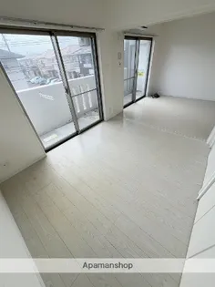 ヒカオオリエントマンション南館【2階】の内装