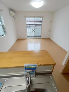 エンブレイス B【101号室】の内装