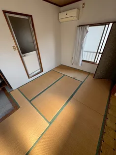 横町コーポ【202号室】の居間