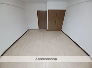 新町橋レジデンス【506号室】の居間