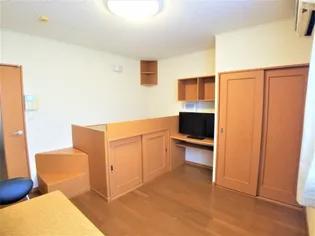 レオパレス大宮【108号室】の居間