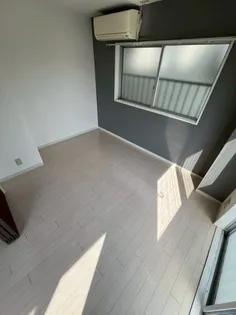 ダイナーズ鶴島【301号室】の内装