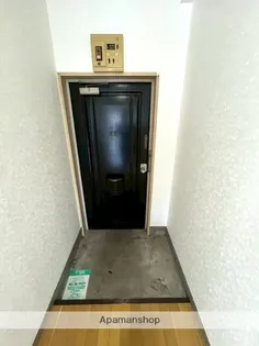 BLOC ASAHI【403号室】の玄関