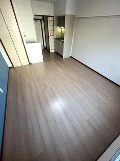 ヴィクトワール船塚【2階】の内装