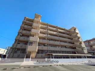 ユーミー新城【5階】の外観