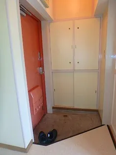 サンコーポラス高岡1棟【505号室】の玄関