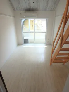 パトリエ加納Ⅰ【2階】の居間