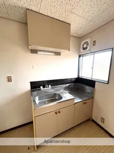 タウニィ希望ヶ丘【2階】のキッチン