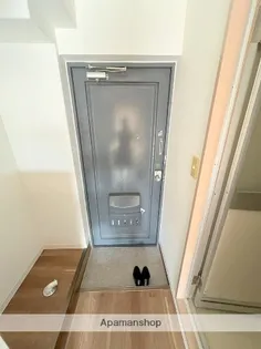 ライヴリー加納【302号室】の内装