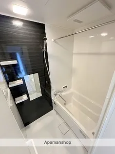 NANA B棟【1階】の風呂