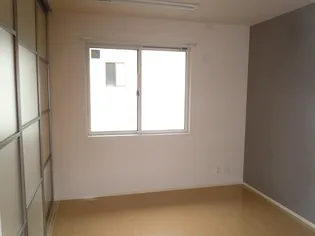 ディールーム・ハル鶴島【2階】の内装