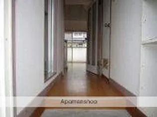 エレガンスメゾンⅣ【201号室】の玄関