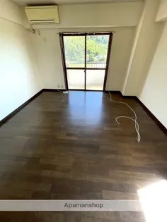 新町橋レジデンス【401号室】の居間