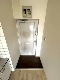 アーバンハイム【405号室】の玄関