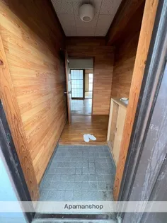 坂本第2マンション【4階】の玄関