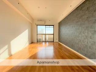 サンコート神宮東【6階】の居間