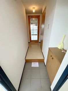 マンションニシヒロ【302号室】の玄関