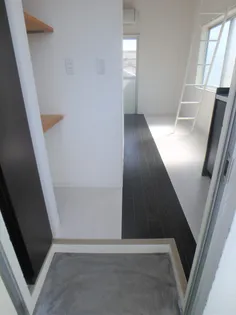 初鷹コーポ【201号室】の玄関