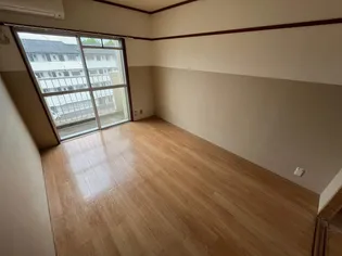 イーストコスモビル【4階】の内装