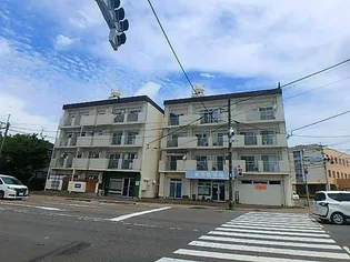 イーストコスモビル【4階】の外観