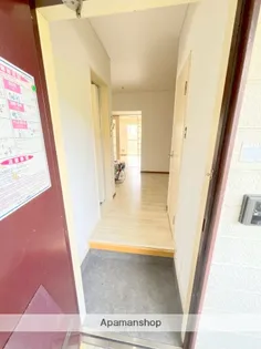 A−STEP城ヶ崎【1階】の玄関