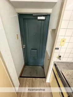 プチメゾン大淀【102号室】の玄関