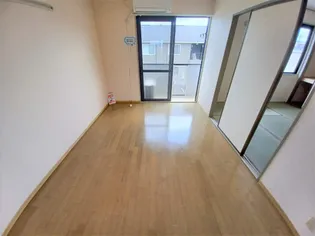 ファミール小春の里 C棟【2階】の内装