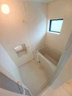 ファミール小春の里 C棟【2階】の風呂