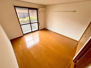 セジュールK B棟【109号室】の居間