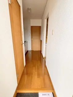 セジュールK B棟【109号室】の玄関