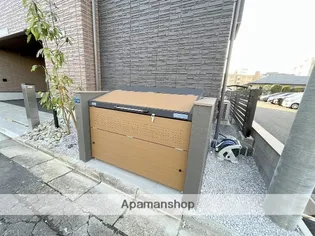 ロイヤル シャーメゾン プレミアム【3階】の外観