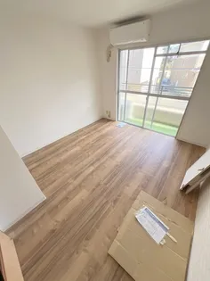 ライヴリー加納【310号室】の居間